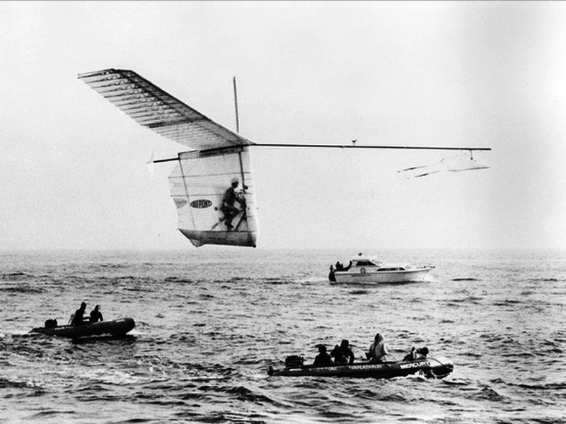 Bryan Allen powers and pilots Paul MacCready's Gossamer Albatross across the English Channel in 1979.